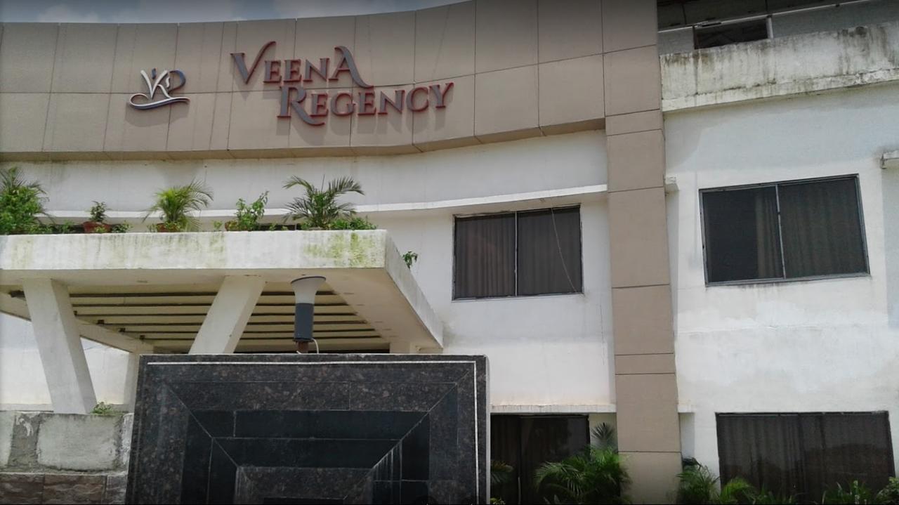 Veena Regency Hotell Chās Eksteriør bilde